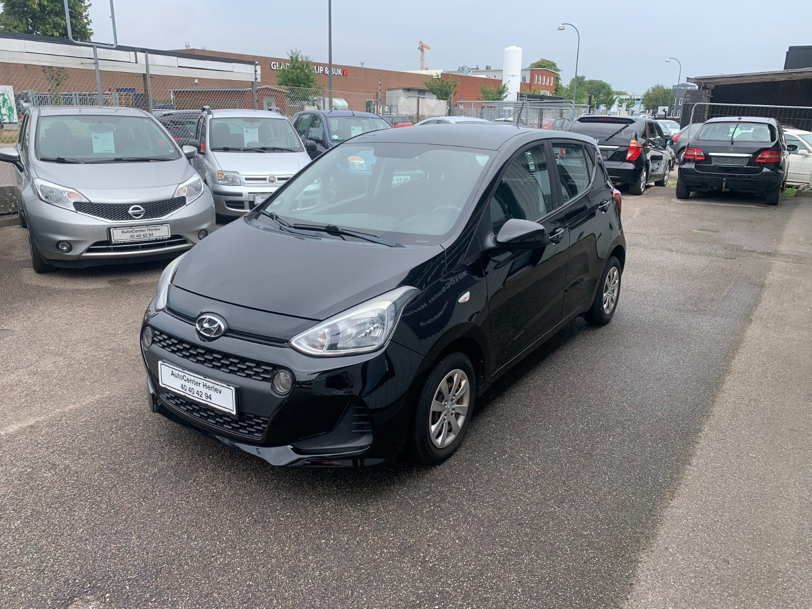 Sort Hyundai i10 fra 2017