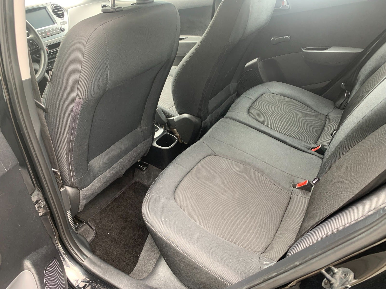 Sort Hyundai i10 fra 2017