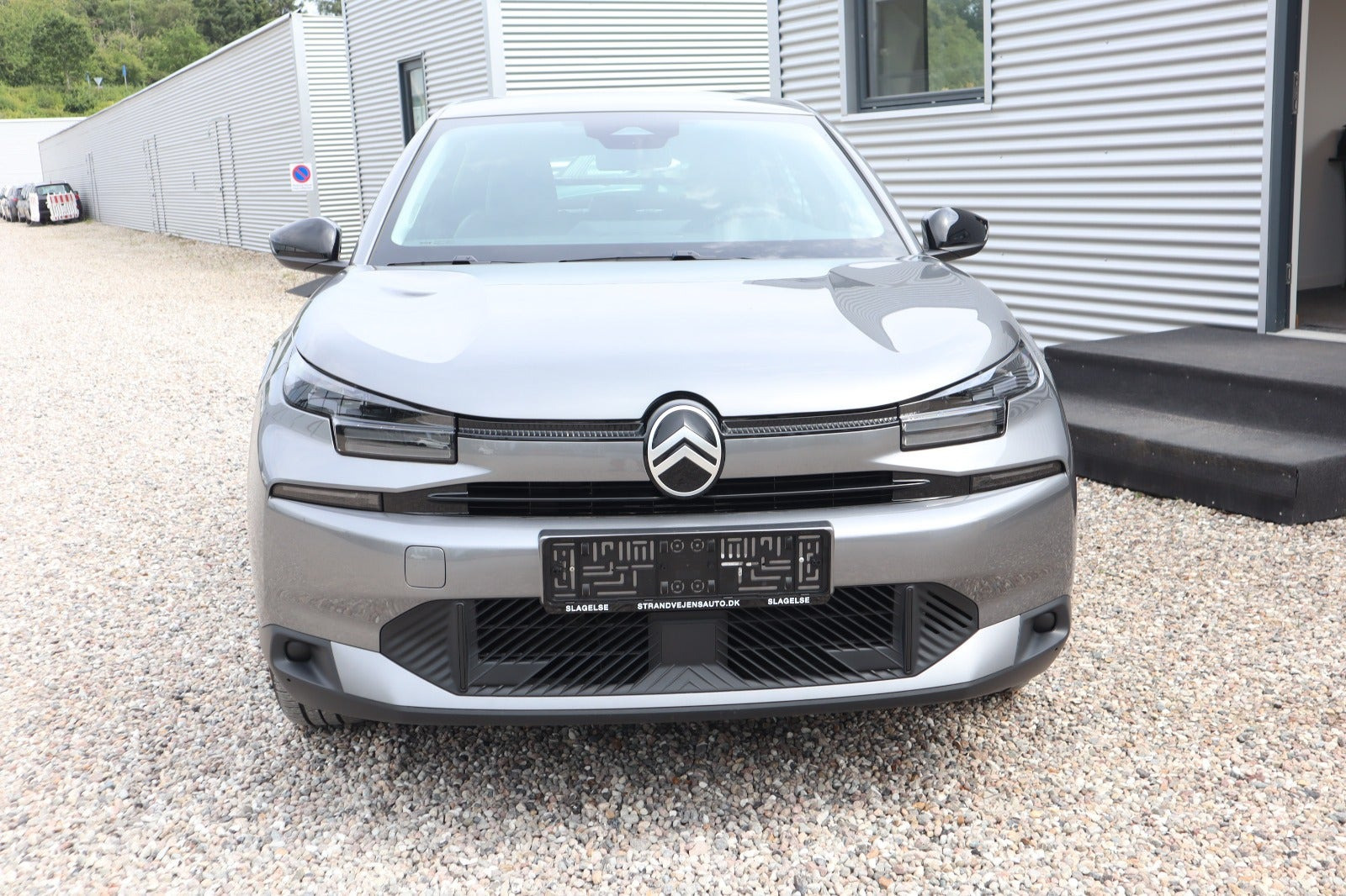 Grå Citroën ë-C4 fra 2025