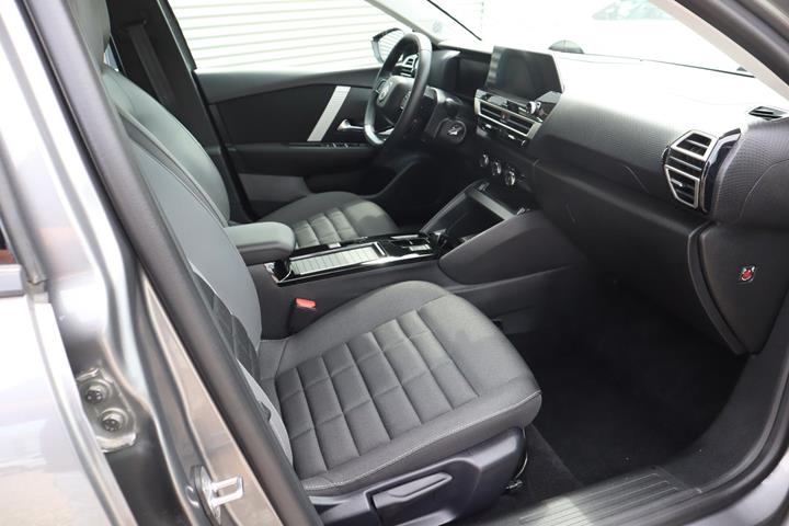 Grå Citroën ë-C4 fra 2025