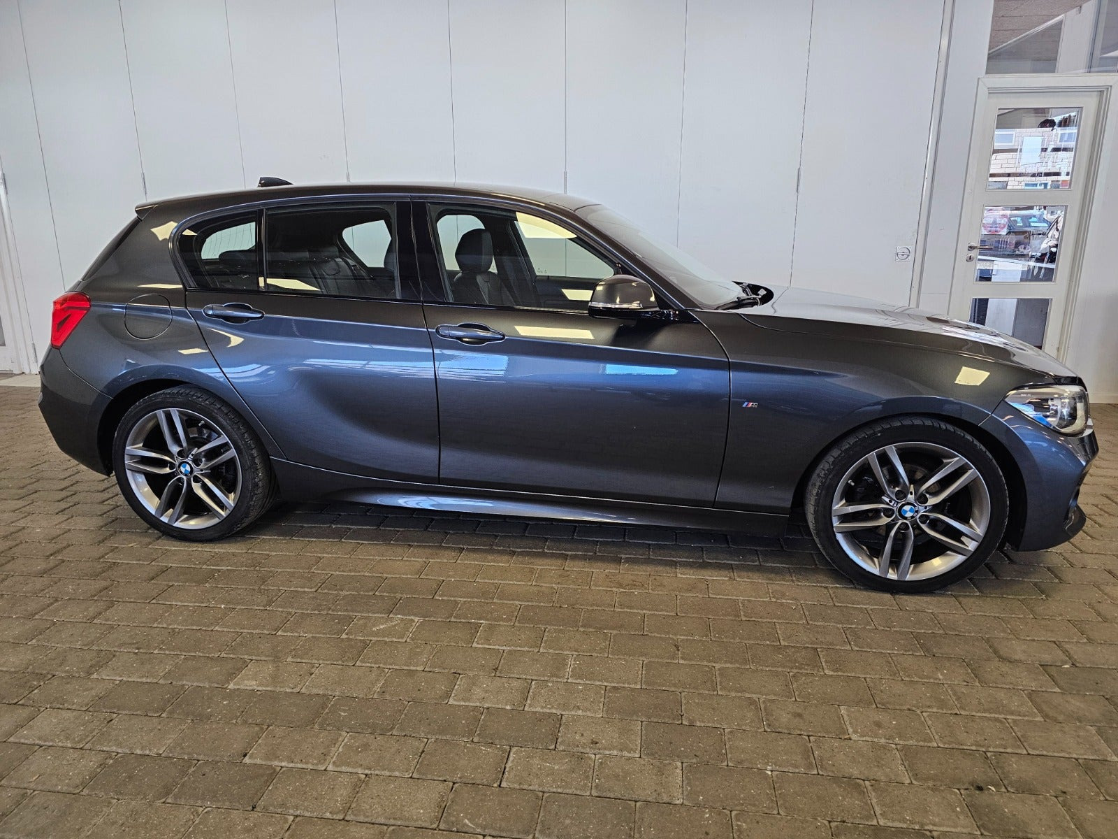 undefined BMW 118i fra 2018