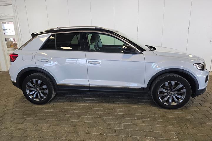 Hvid VW T-Roc fra 2022