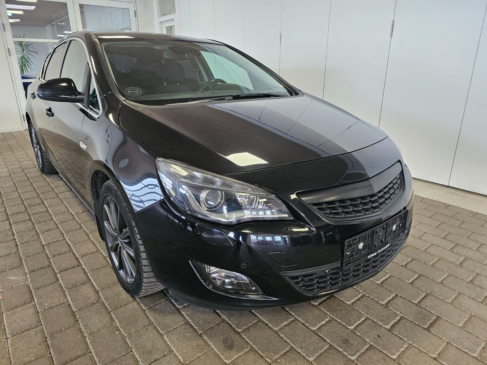 Opel Astra 1,6 T 180 Sport