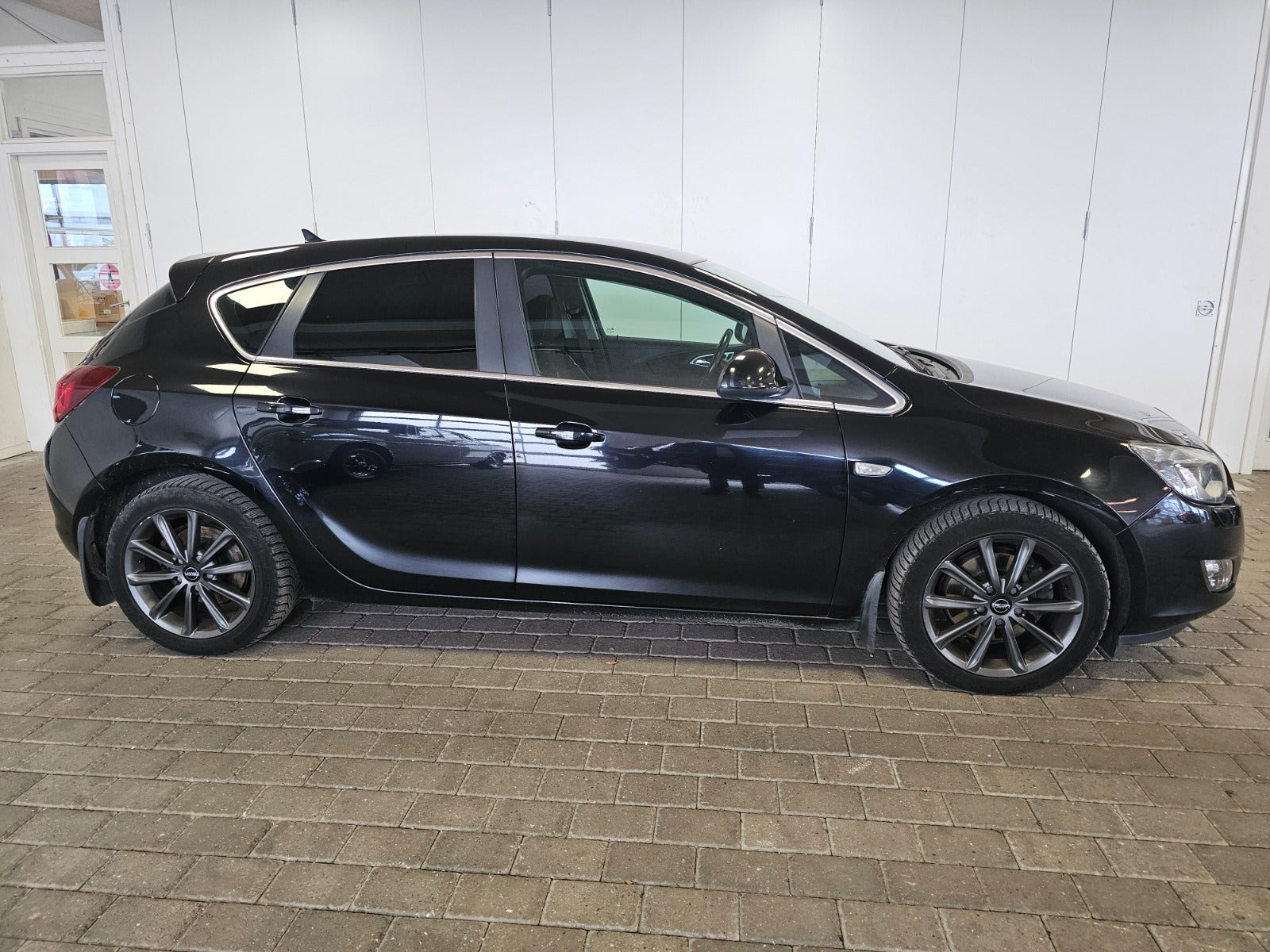 undefined Opel Astra fra 2009
