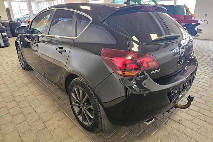 undefined Opel Astra fra 2009