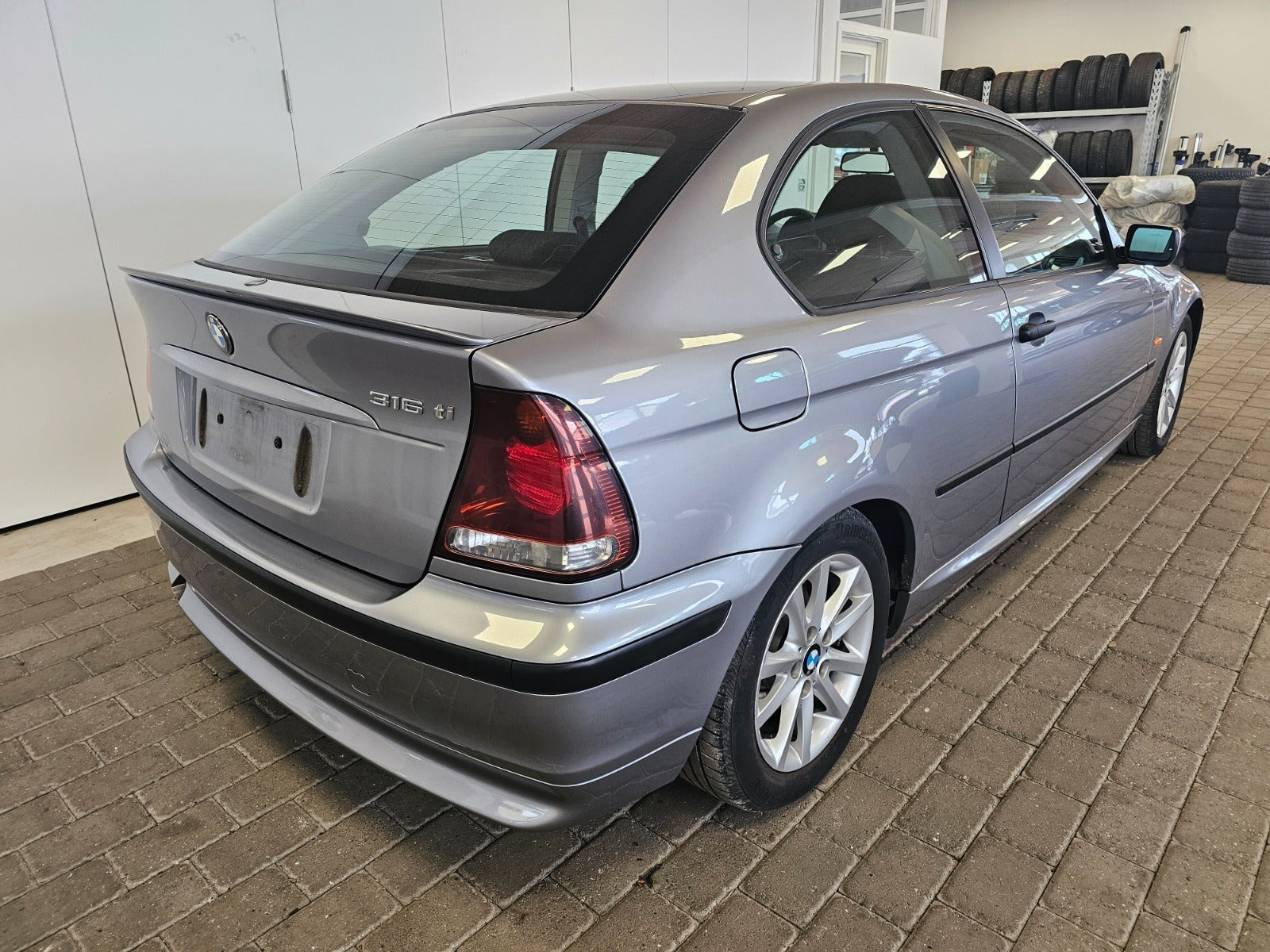 undefined BMW 316Ti fra 2005