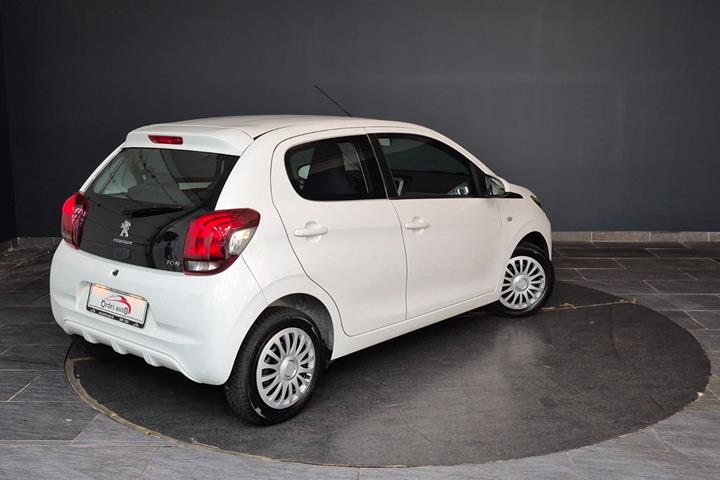Hvid Peugeot 108 fra 2014