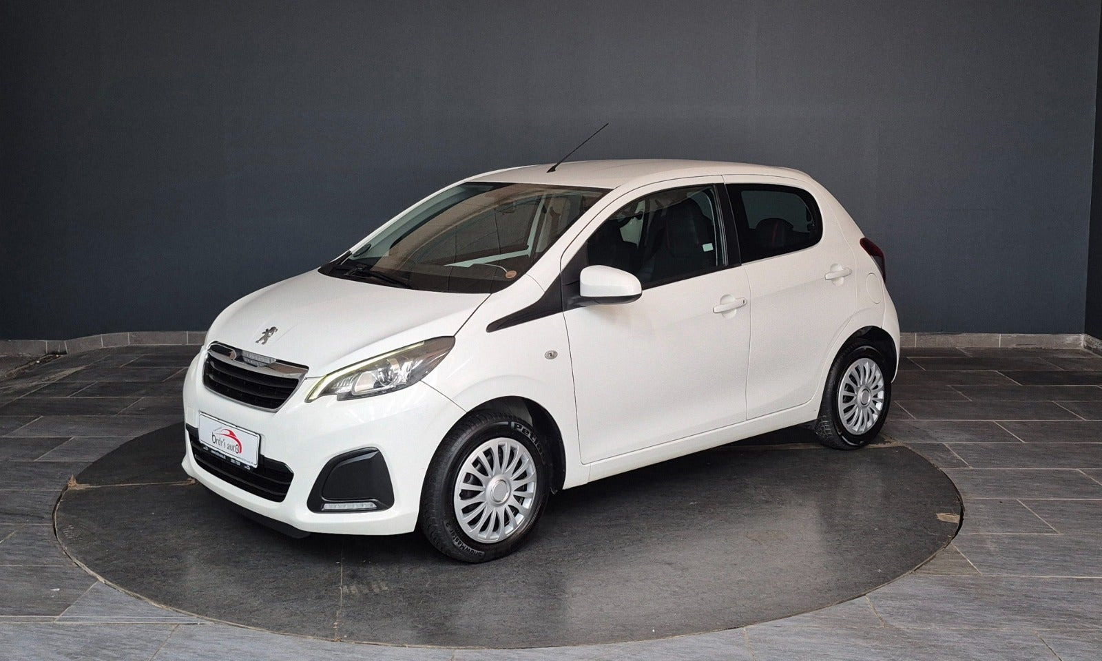 Hvid Peugeot 108 fra 2014