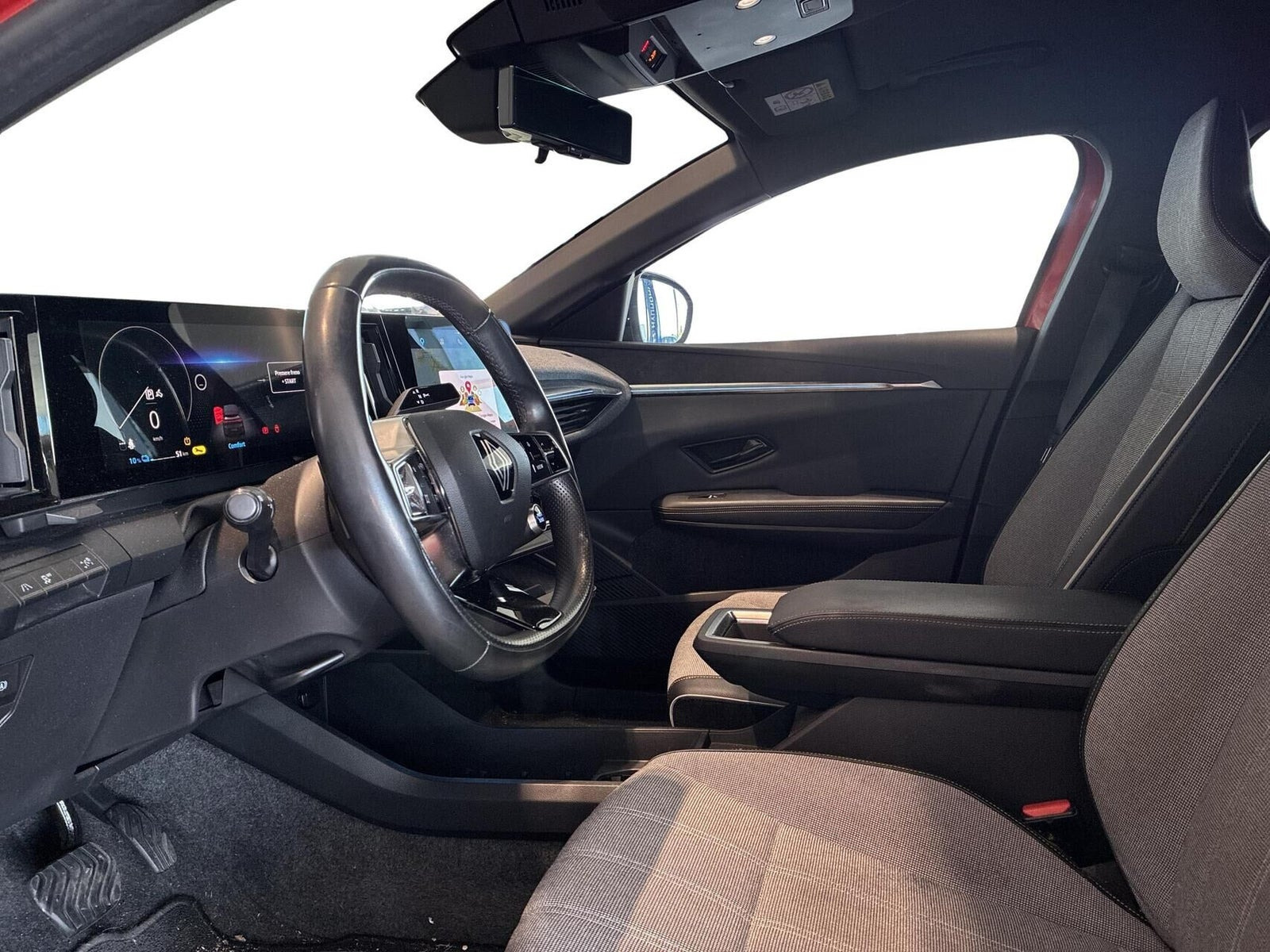 Rød Renault Megane E-Tech fra 2022