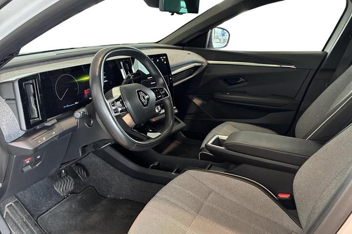 Hvid Renault Megane E-Tech fra 2023