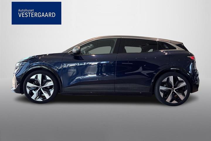Blå Renault Megane E-Tech fra 2022