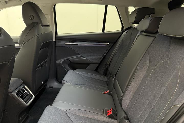 Sort Skoda Elroq fra 2026