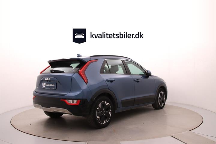 Blå Kia Niro EV fra 2024