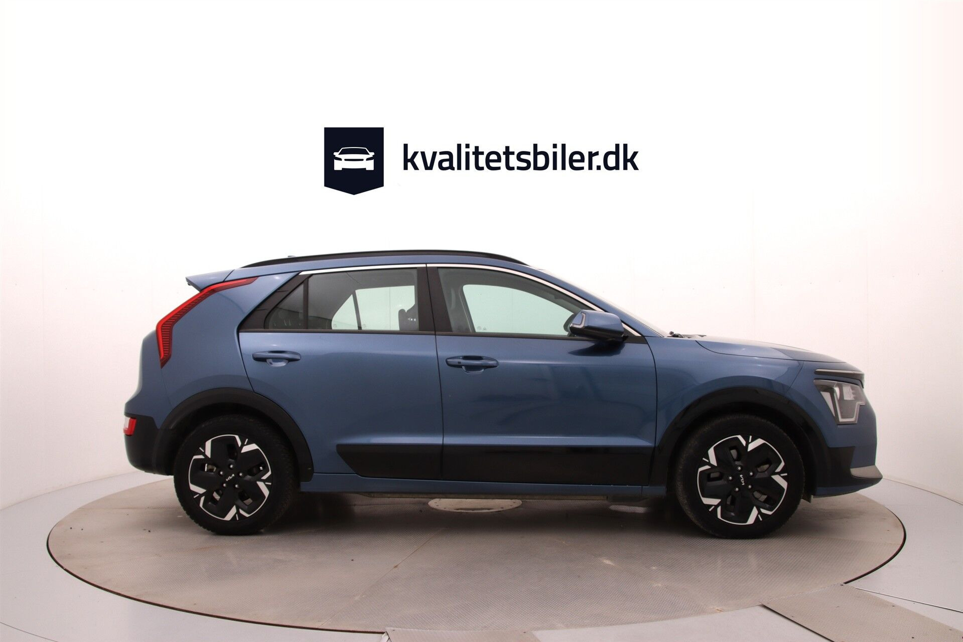 Blå Kia Niro EV fra 2024
