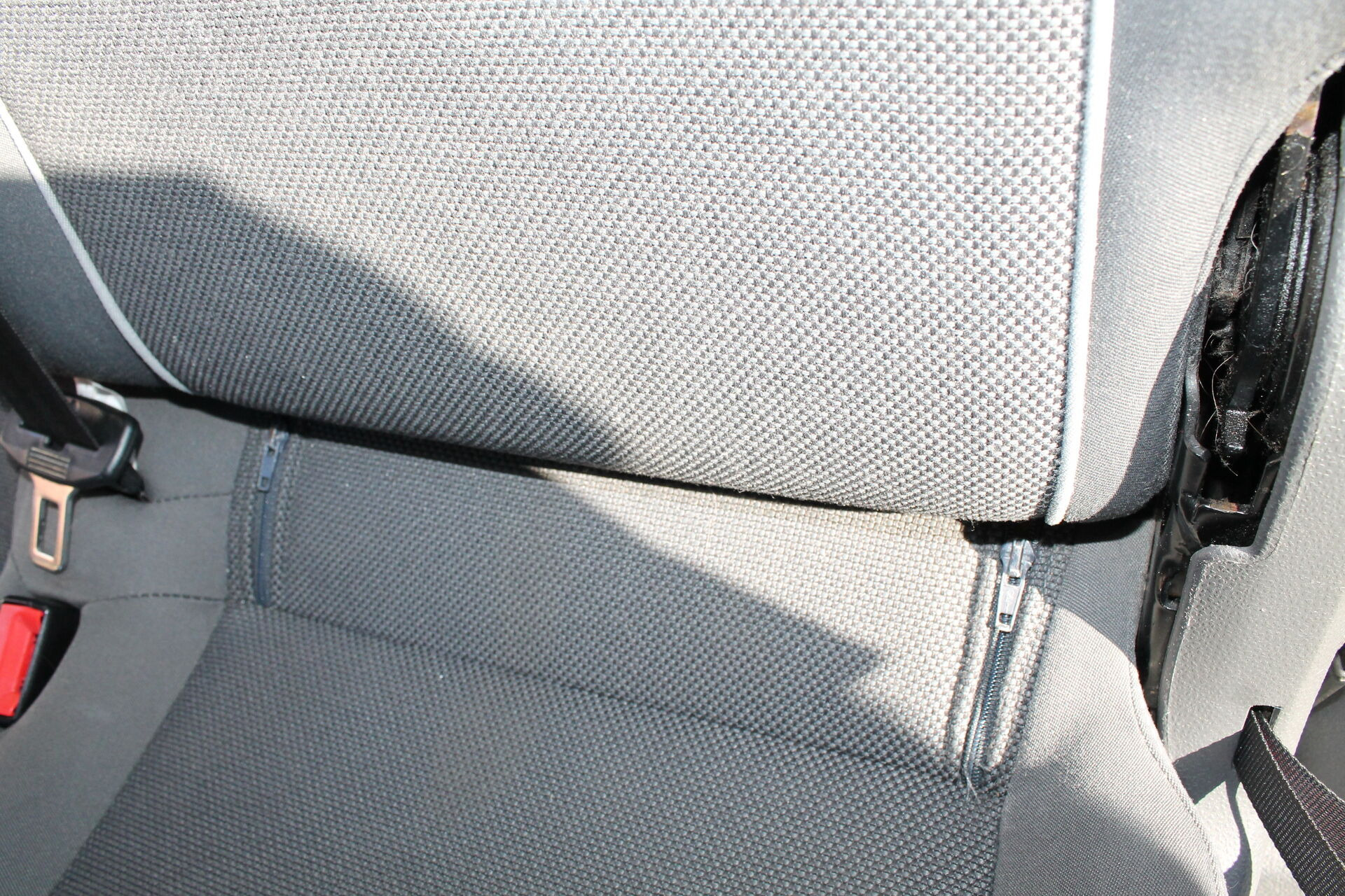 Sort VW Caddy fra 2011