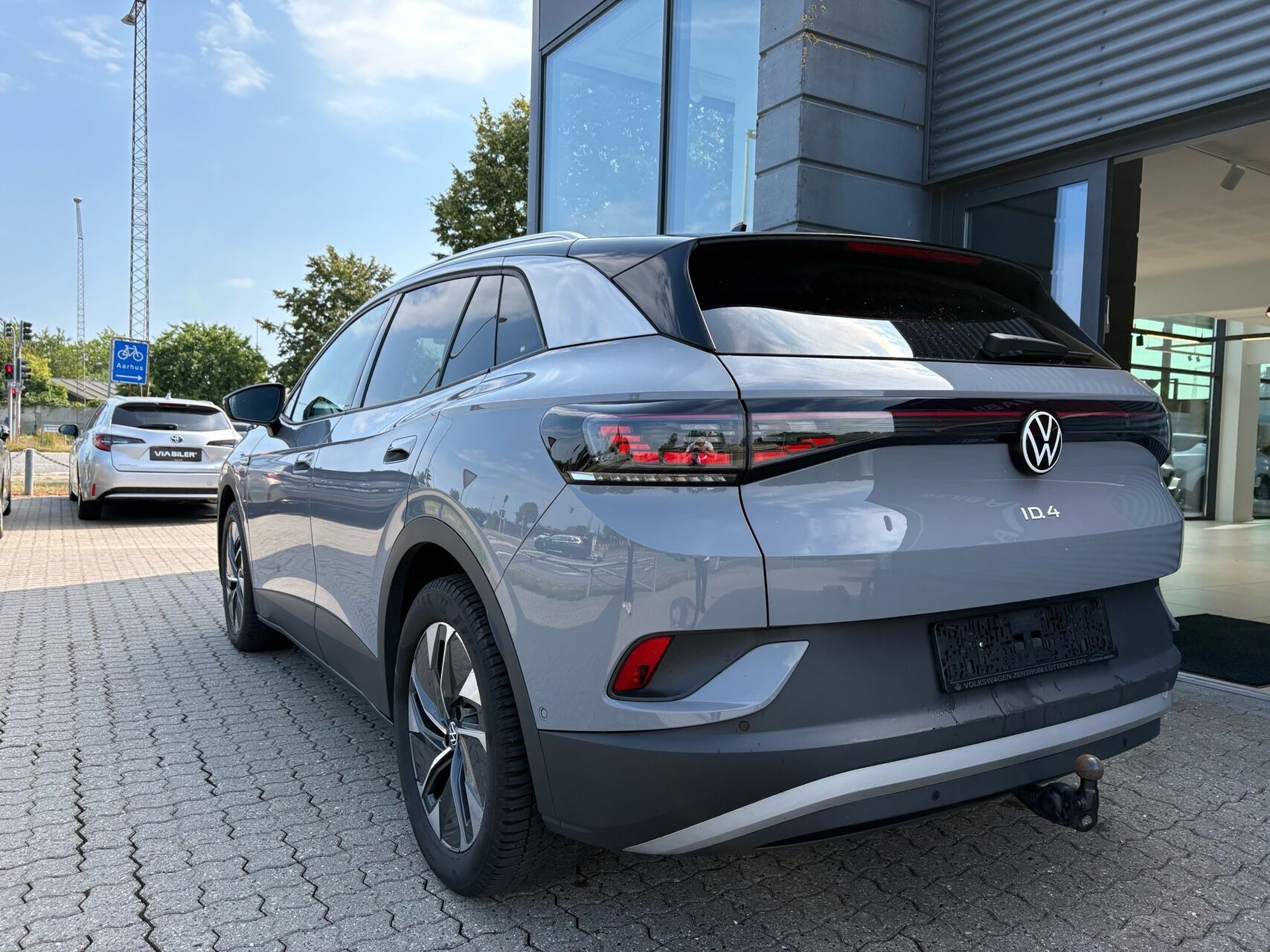 Grå VW ID.4 fra 2023