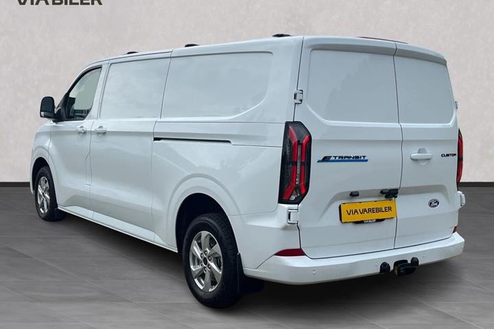 Hvid Ford E-Transit Custom fra 2026