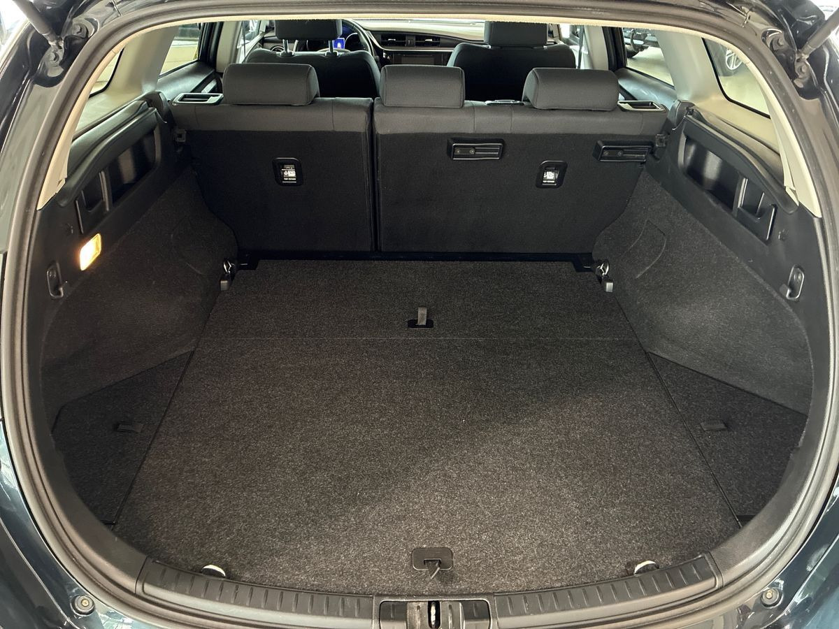 undefined Toyota Auris fra 2017