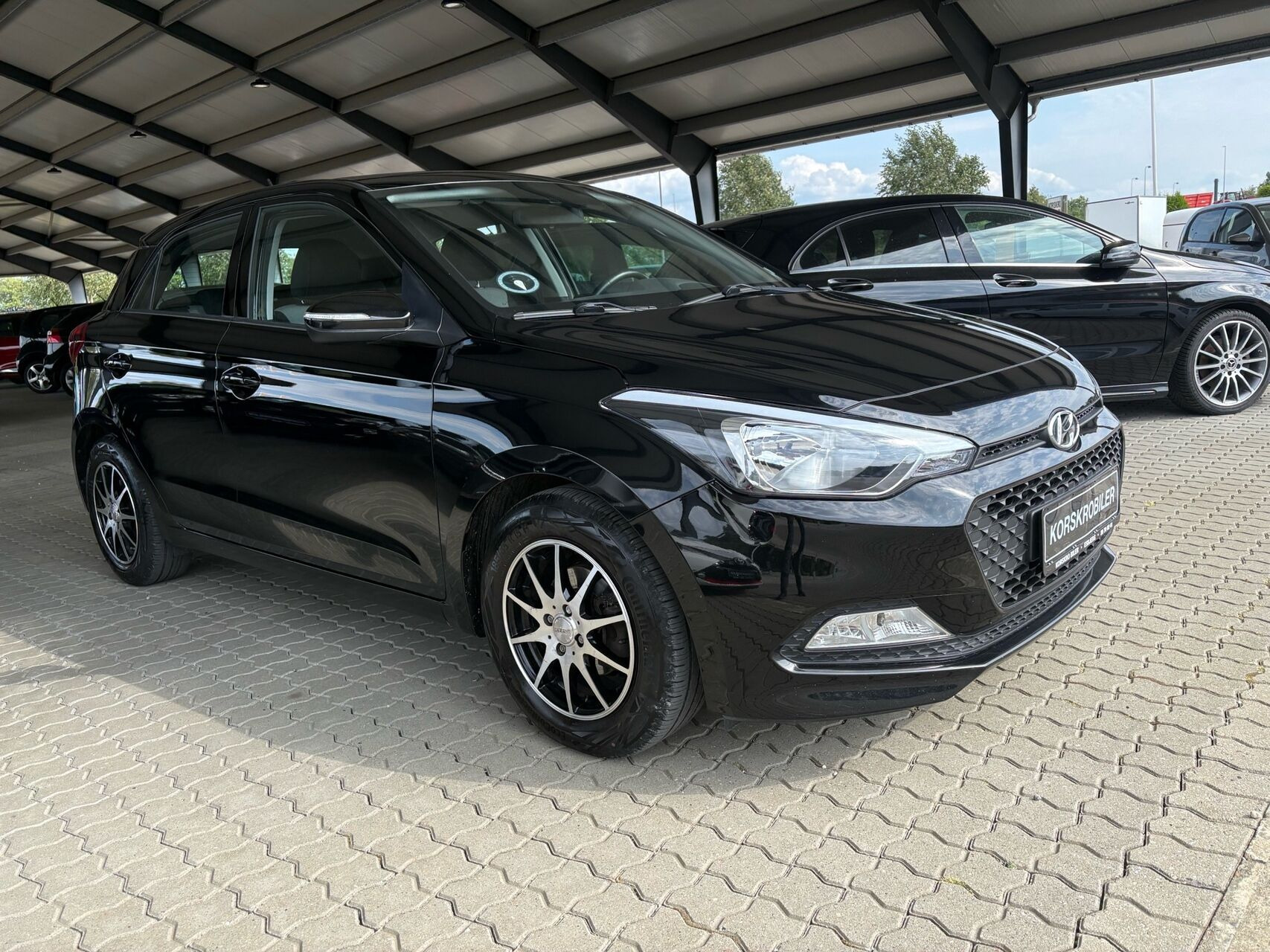 Hyundai i20 1,3 1,25 Trend 84HK 3d