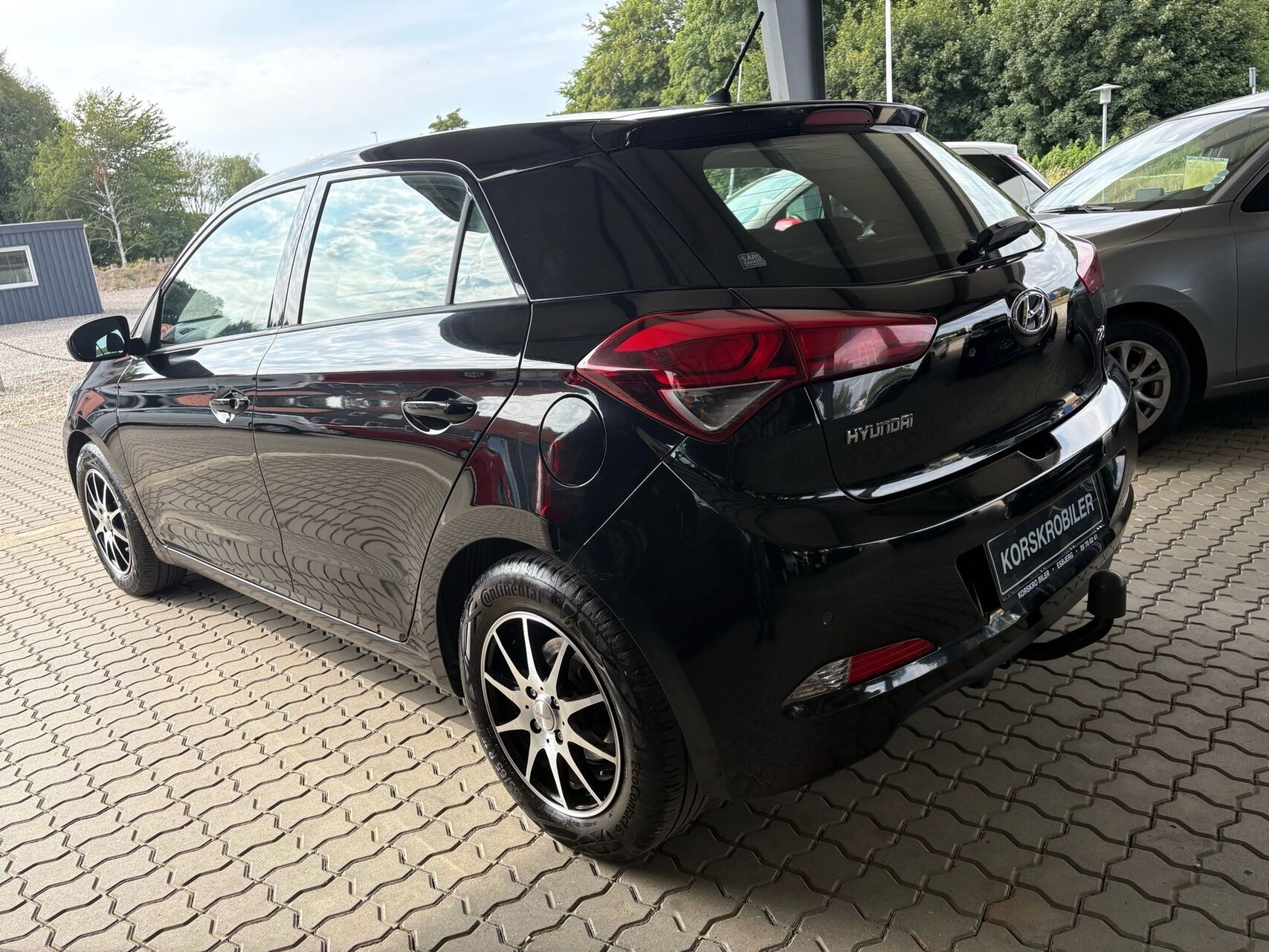 Sort Hyundai i20 fra 2017