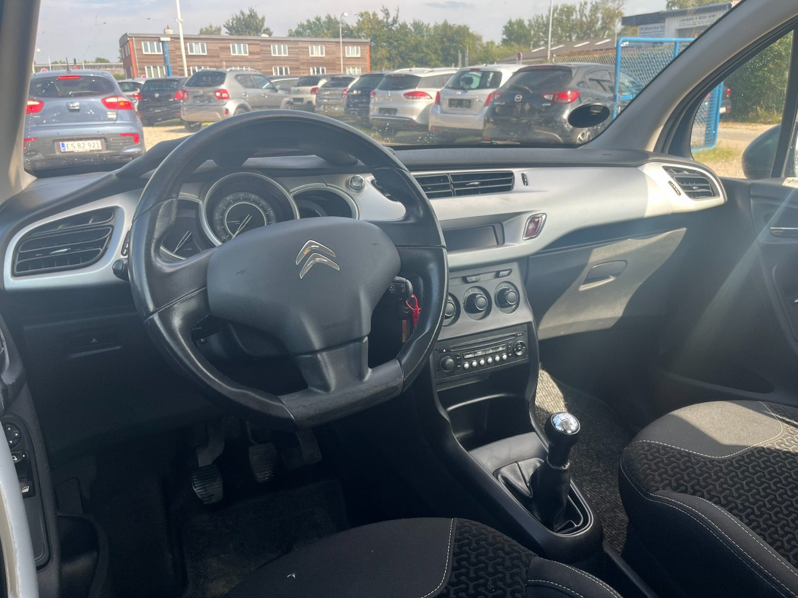Grå Citroën C3 fra 2010