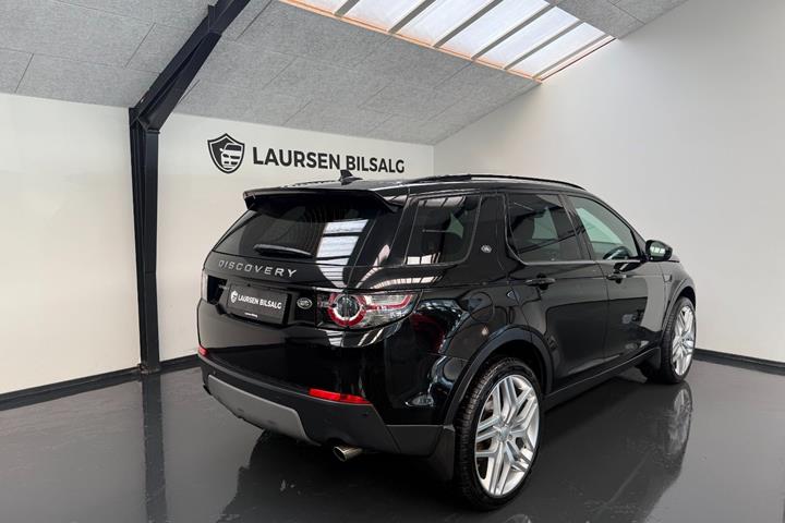 Sort Land Rover Discovery Sport fra 2016