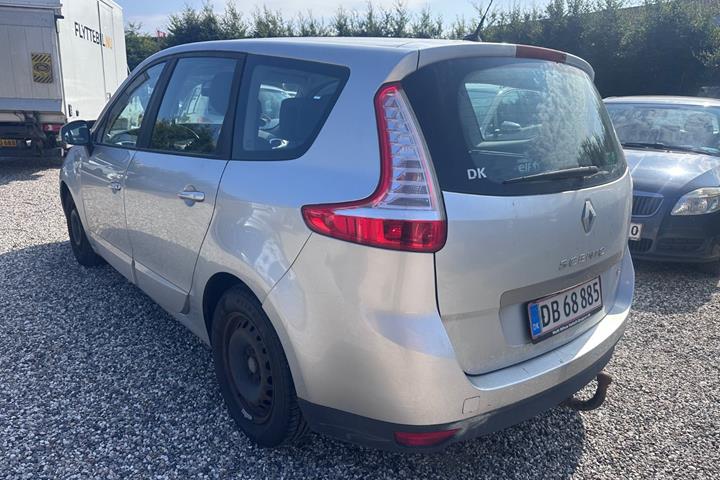 undefined Renault Grand Scenic III fra 2012