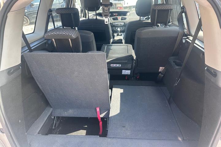 undefined Renault Grand Scenic III fra 2012