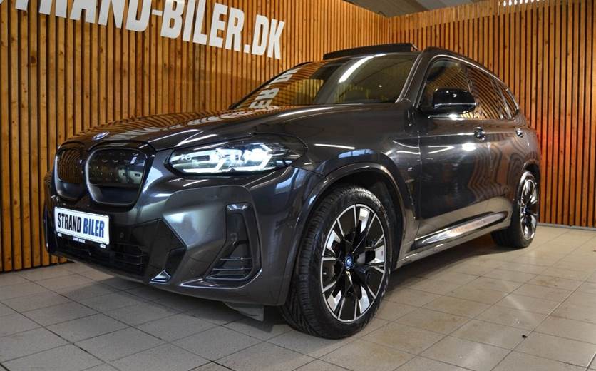 BMW iX3 Charged Plus M-Sport