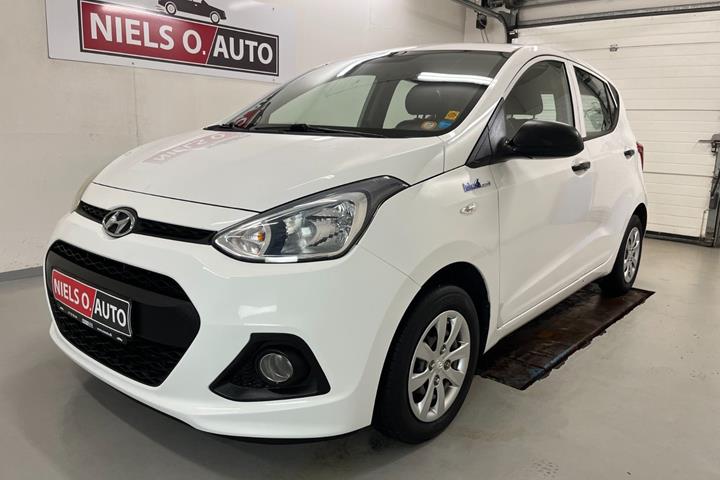Hvid Hyundai i10 fra 2015