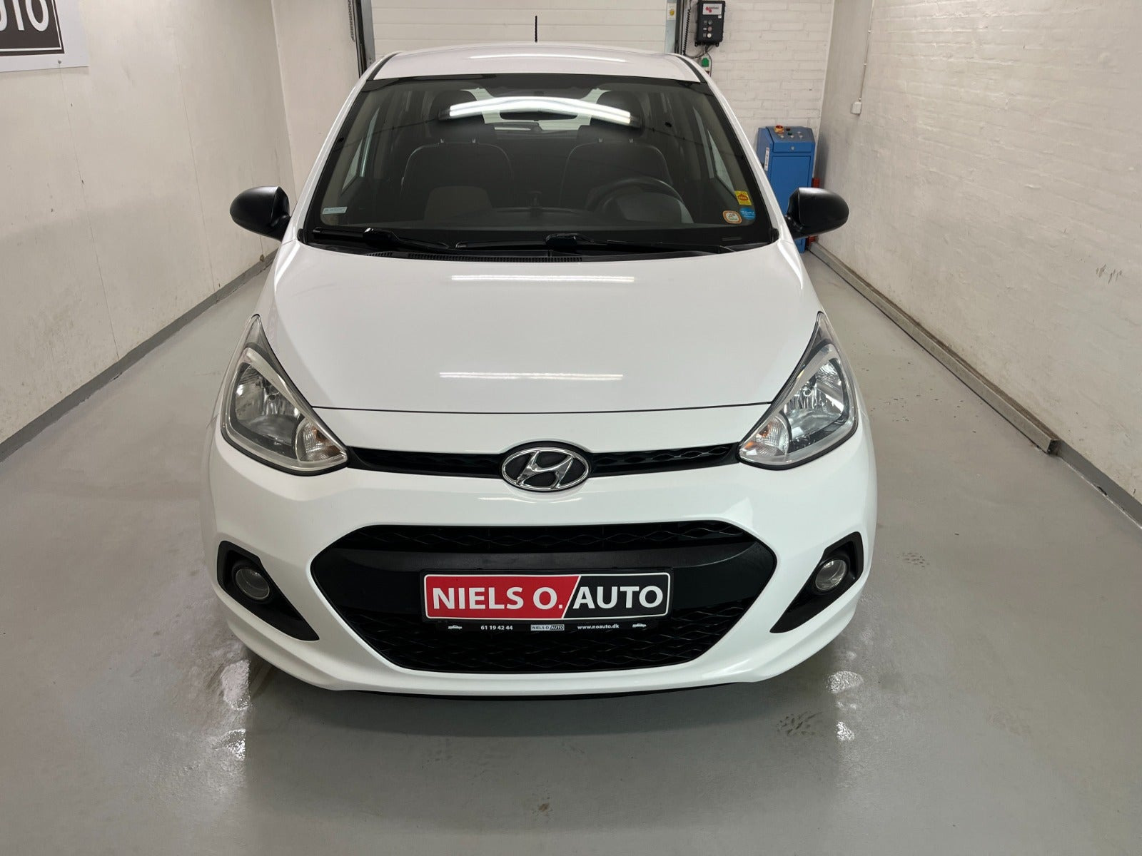 Hvid Hyundai i10 fra 2015
