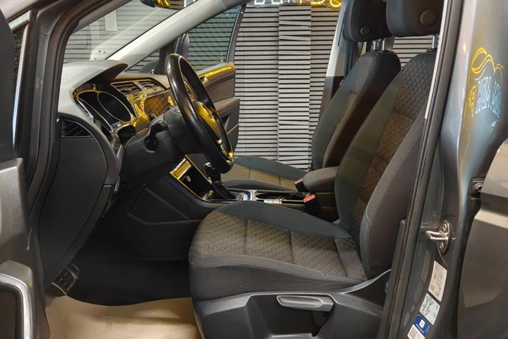 undefined VW Touran fra 2019