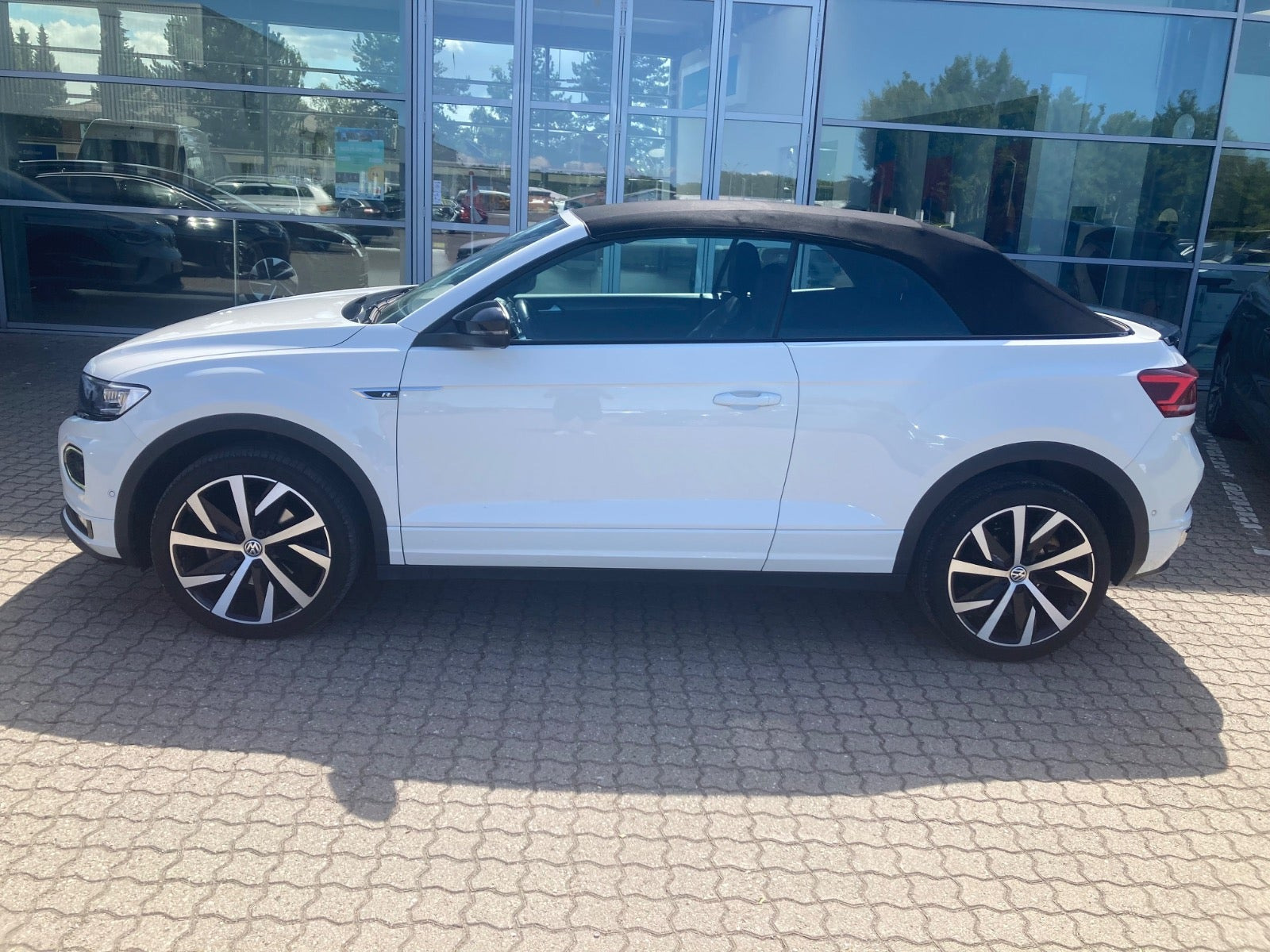 Hvid VW T-Roc fra 2020