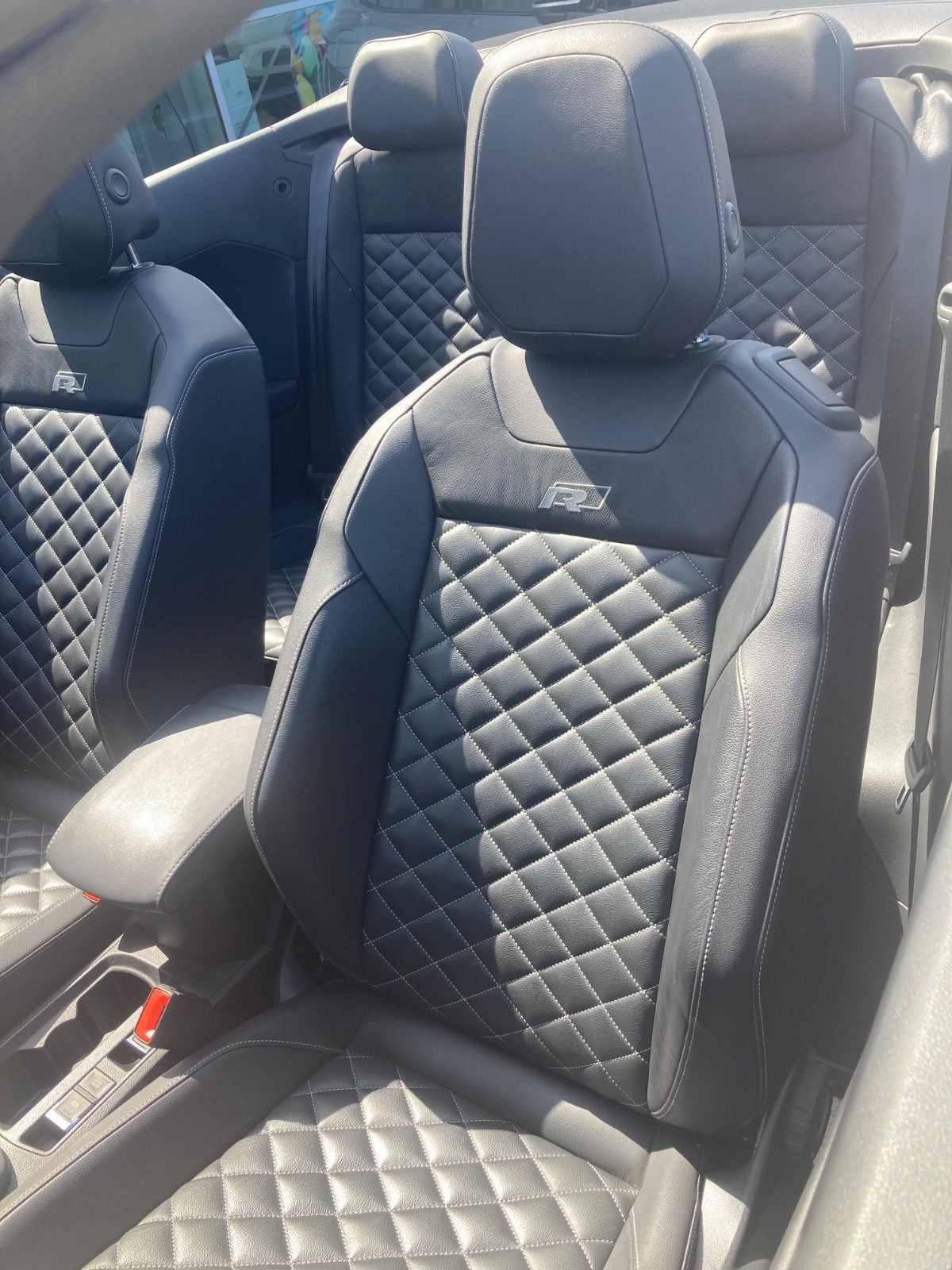 Hvid VW T-Roc fra 2020