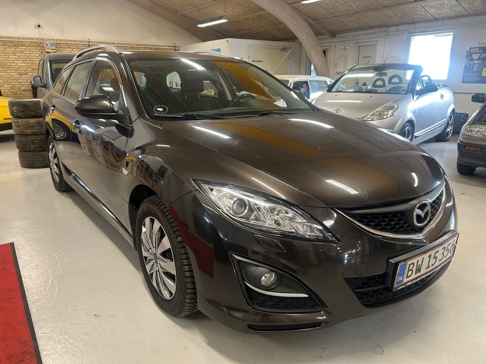 Brun Mazda 6 fra 2010