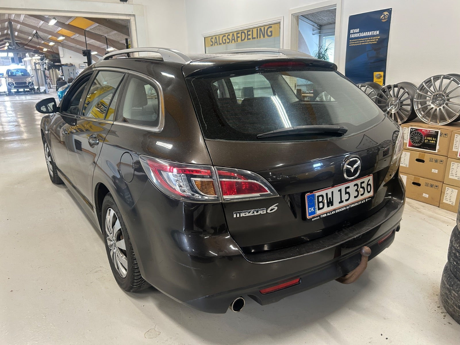 Brun Mazda 6 fra 2010