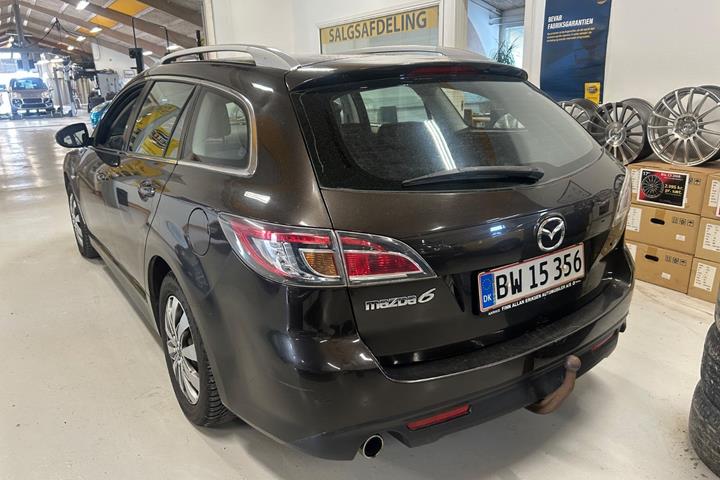 Brun Mazda 6 fra 2010