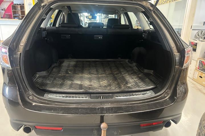 Brun Mazda 6 fra 2010