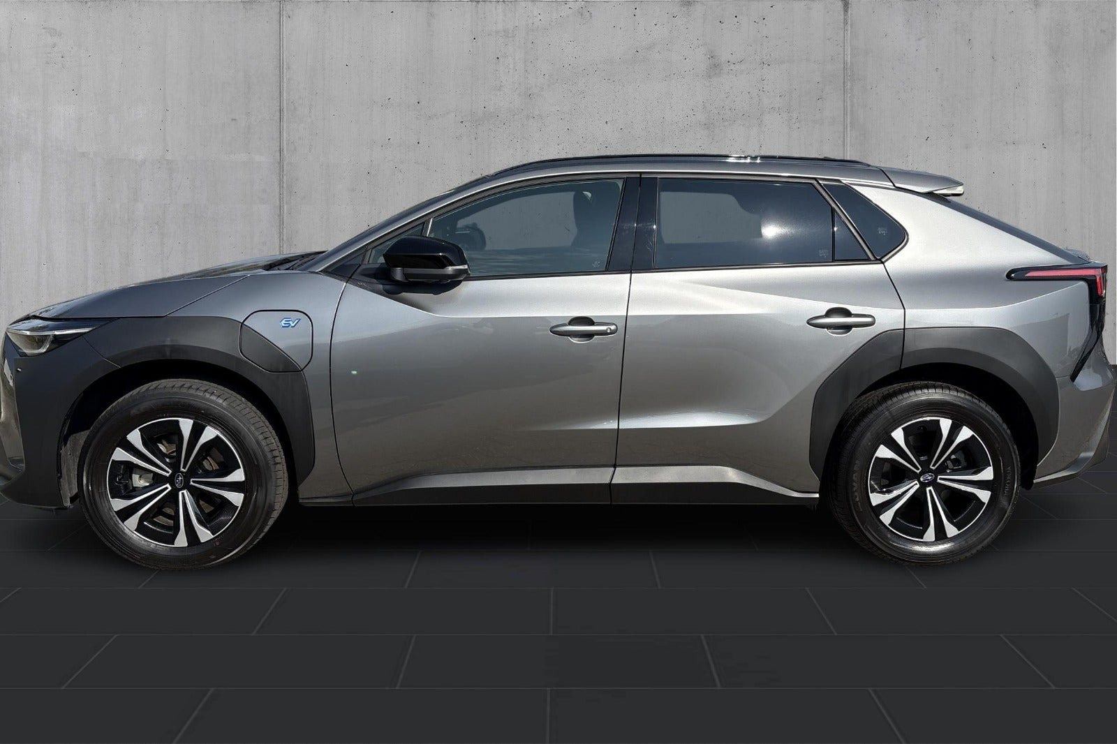 Hvid Subaru Solterra fra 2023