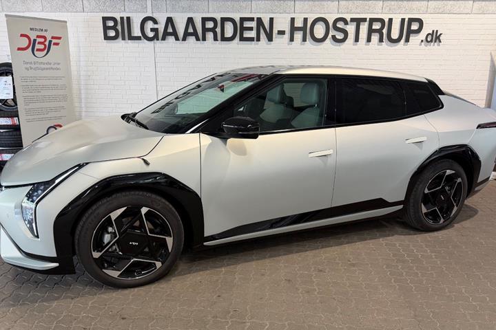 Grå Kia EV4 fra 2026