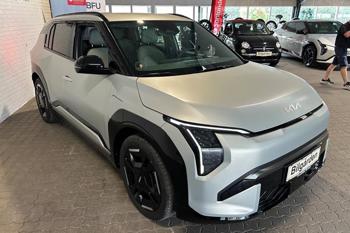 Grå Kia EV3 fra 2025