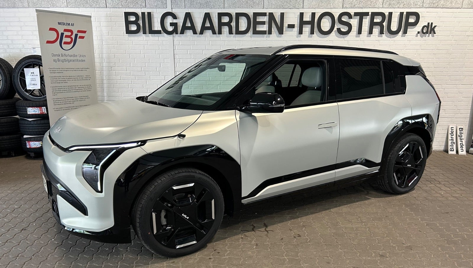 Grå Kia EV3 fra 2025