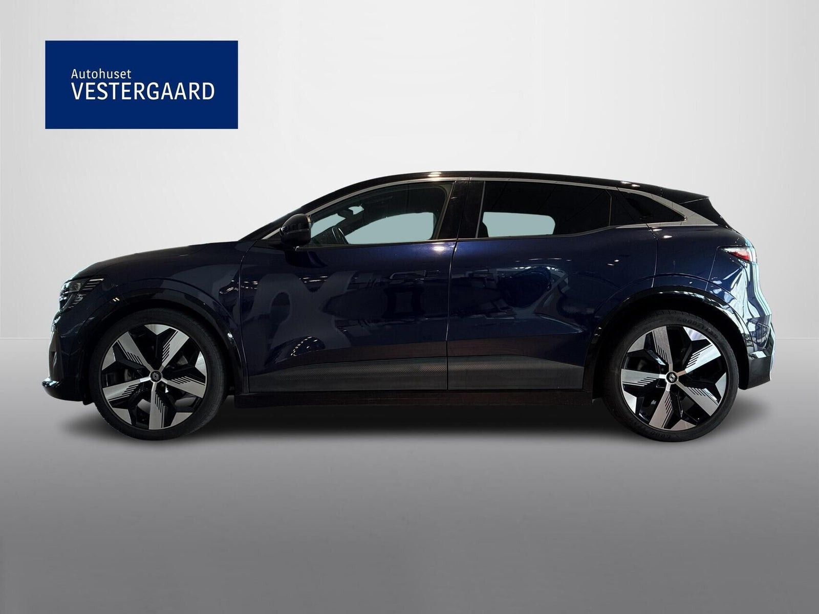 Blå Renault Megane E-Tech fra 2023