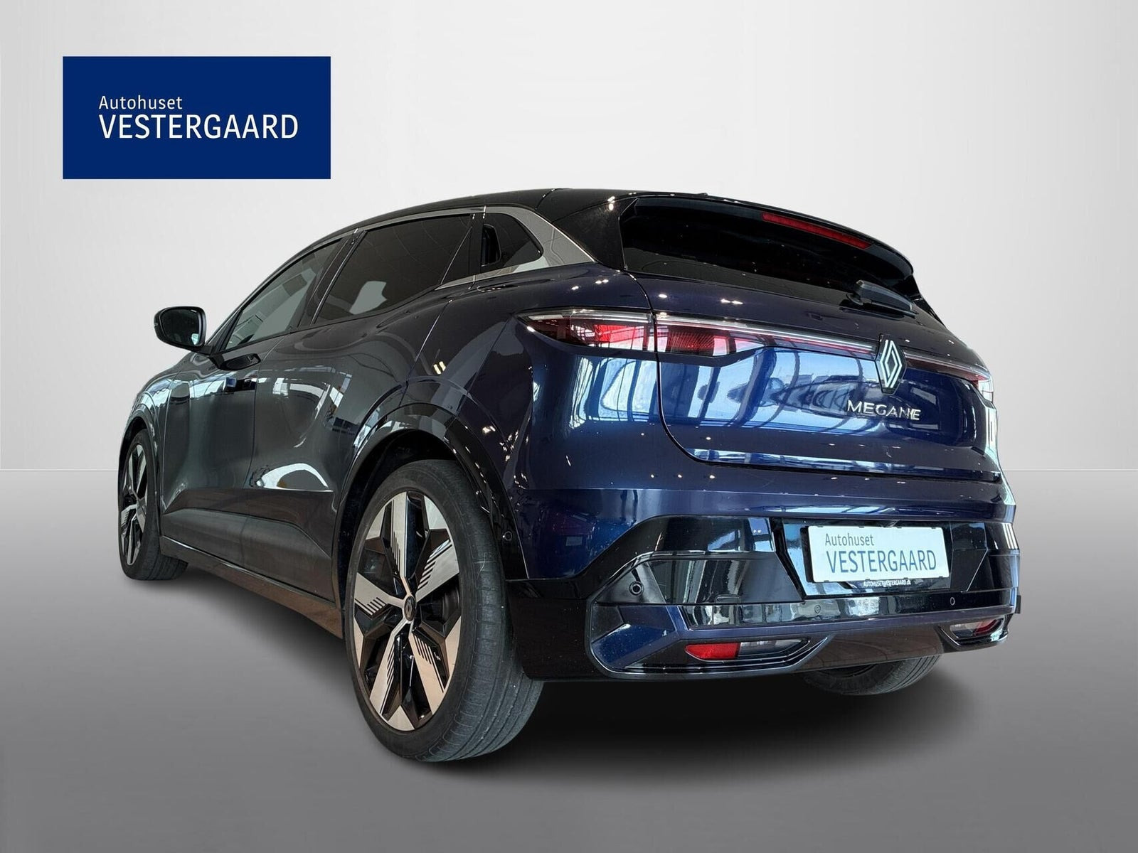 Blå Renault Megane E-Tech fra 2023