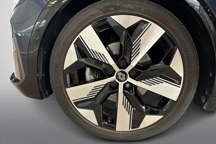 Blå Renault Megane E-Tech fra 2023