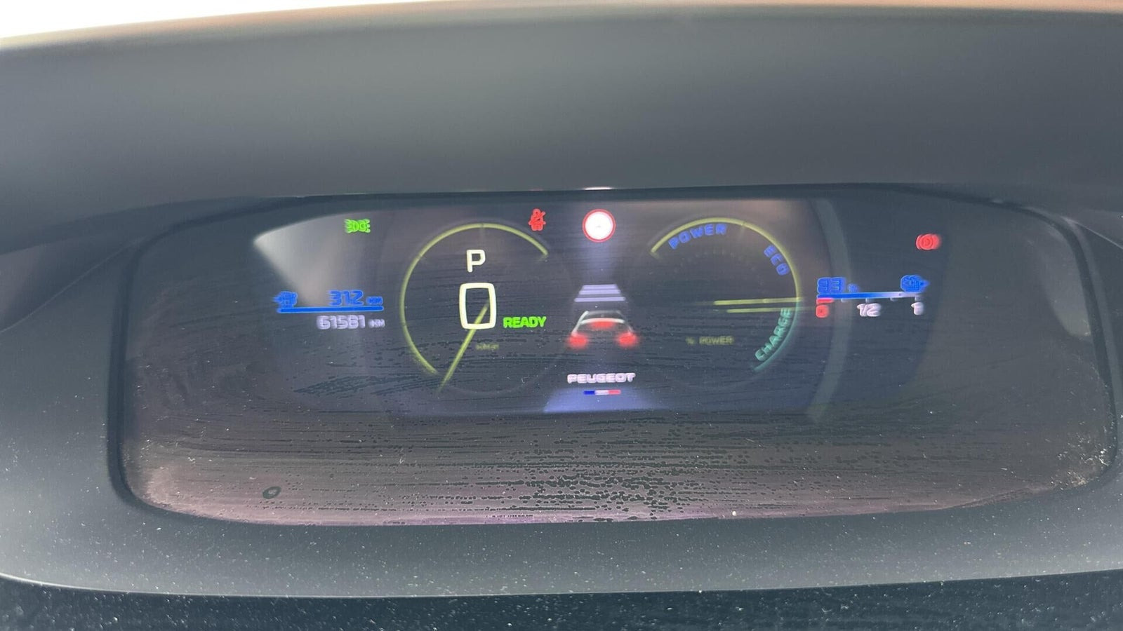 Grå Peugeot E-308 fra 2024