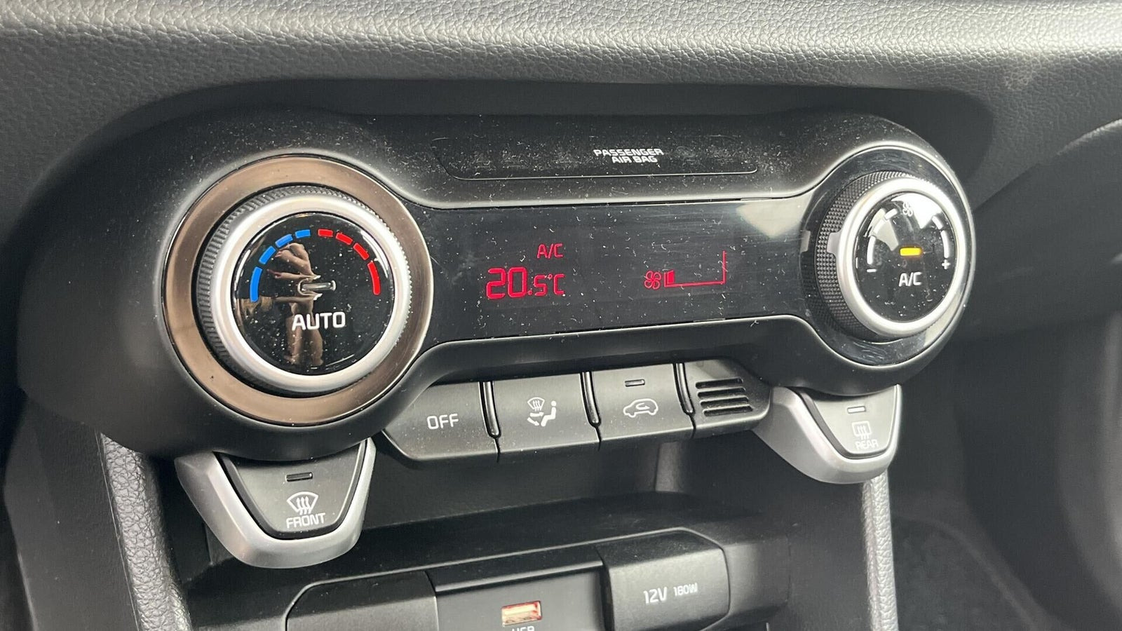 Grå Kia Picanto fra 2023