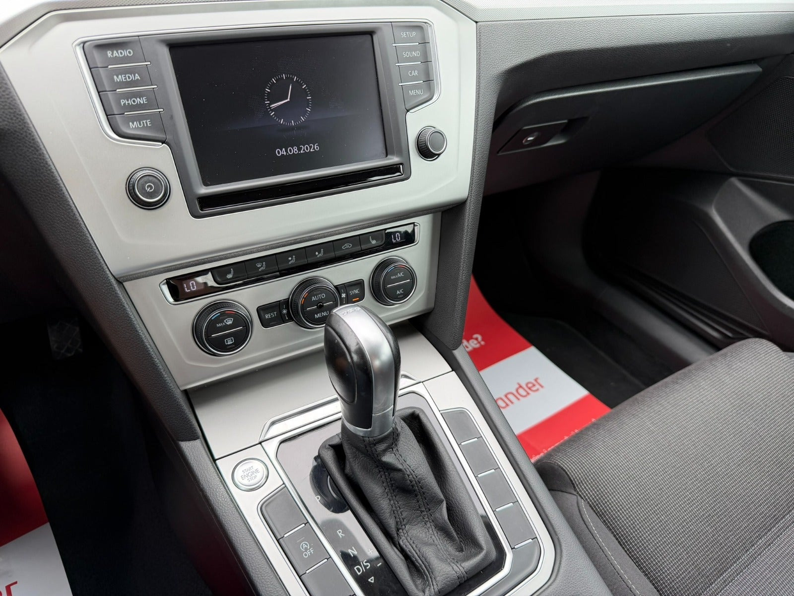 Sort VW Passat fra 2016