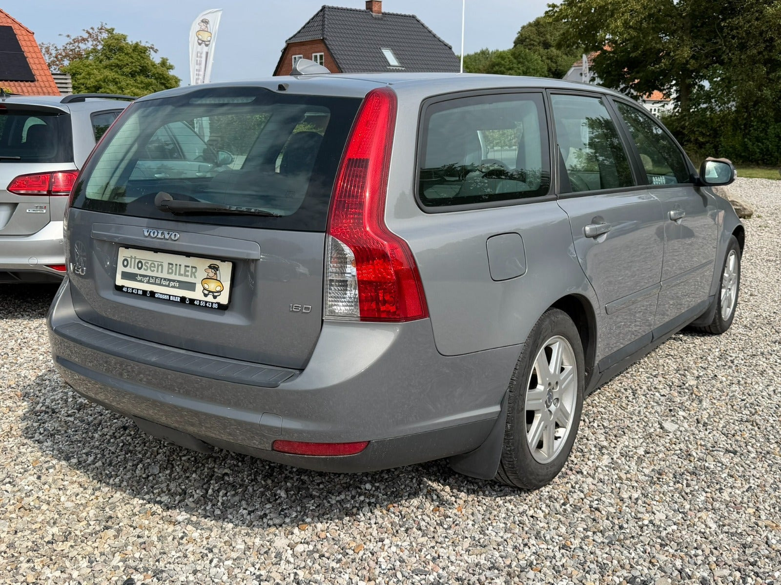 Grå Volvo V50 fra 2007