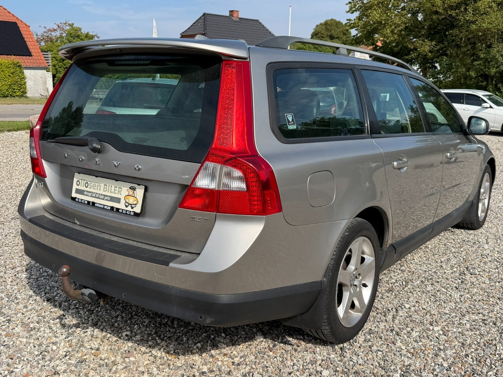 Beige Volvo V70 fra 2007